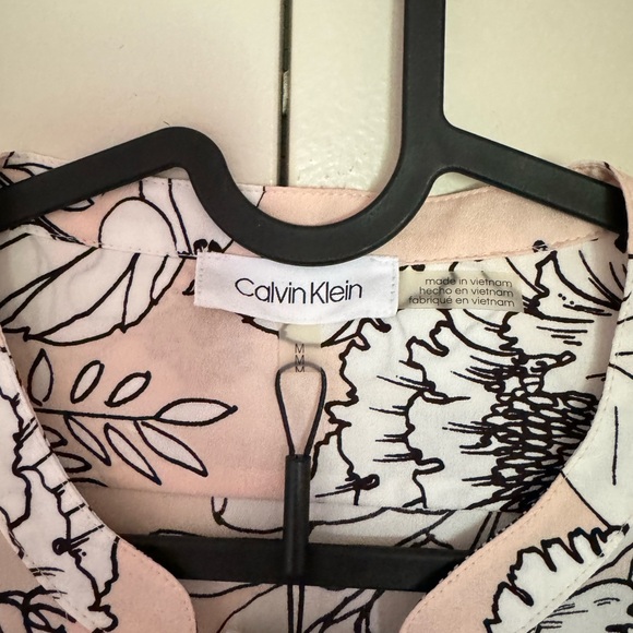 *NWT Calvin Klein Blouse - Picture 2 of 6